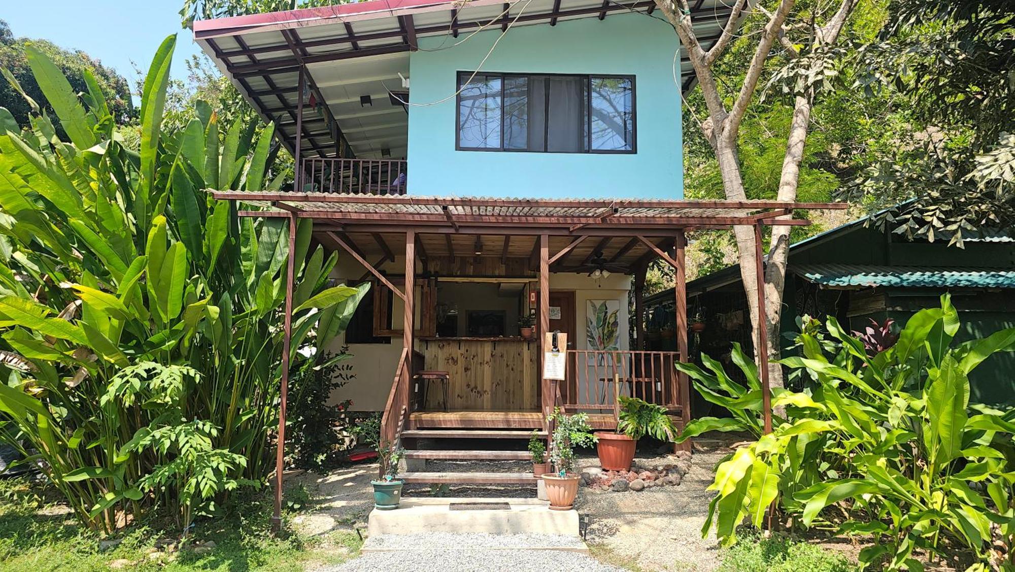 Bamboo River House And Hotel Dominical Exterior photo