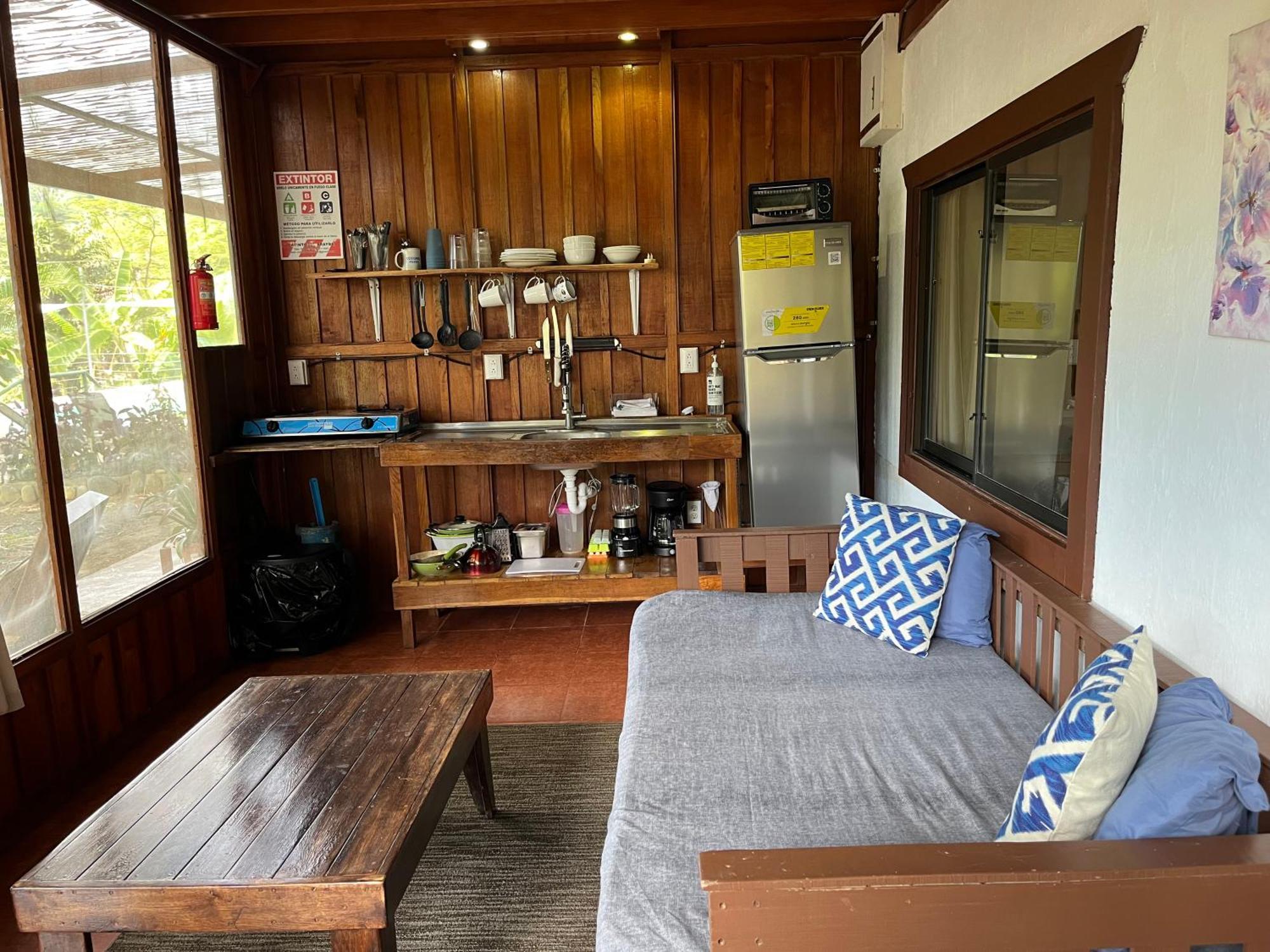 Bamboo River House And Hotel Dominical Room photo