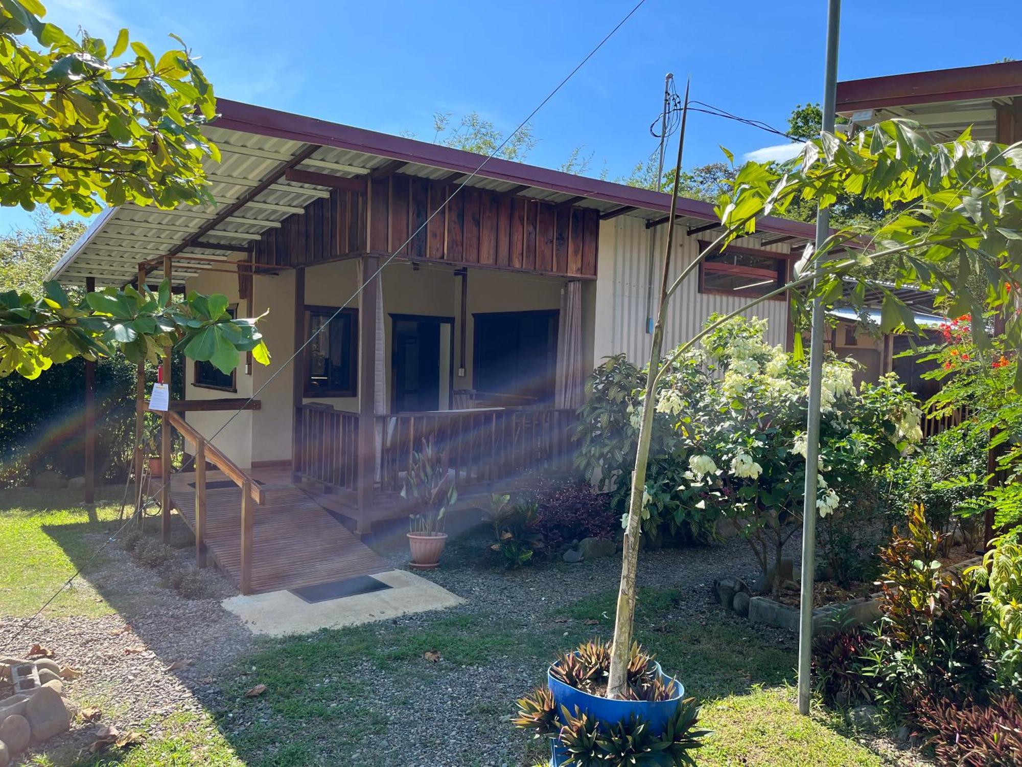 Bamboo River House And Hotel Dominical Room photo